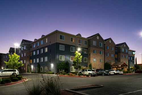 Staybridge Suites Las Cruces by IHG, Забронировать Отель Лас-Крусес Нью-Мексико