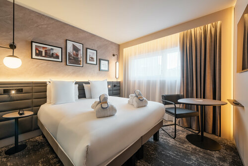 Arena Hotel La Defense, Забронировать Отель Отели Дефанс с питанием, Пансион
