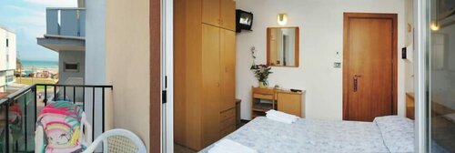 Hotel Tre Grazie, Забронировать Отель Риваззурра Римини
