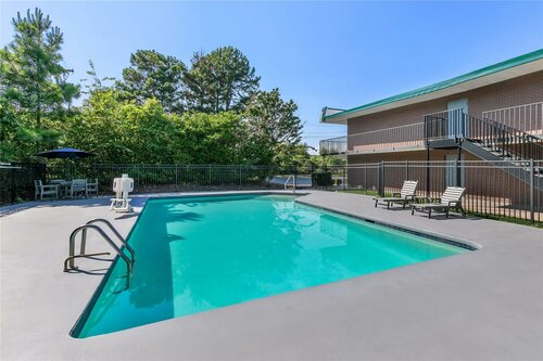 Days Inn by Wyndham Seneca-Clemson, Buchen Sie Gasthaus Seneca South Carolina