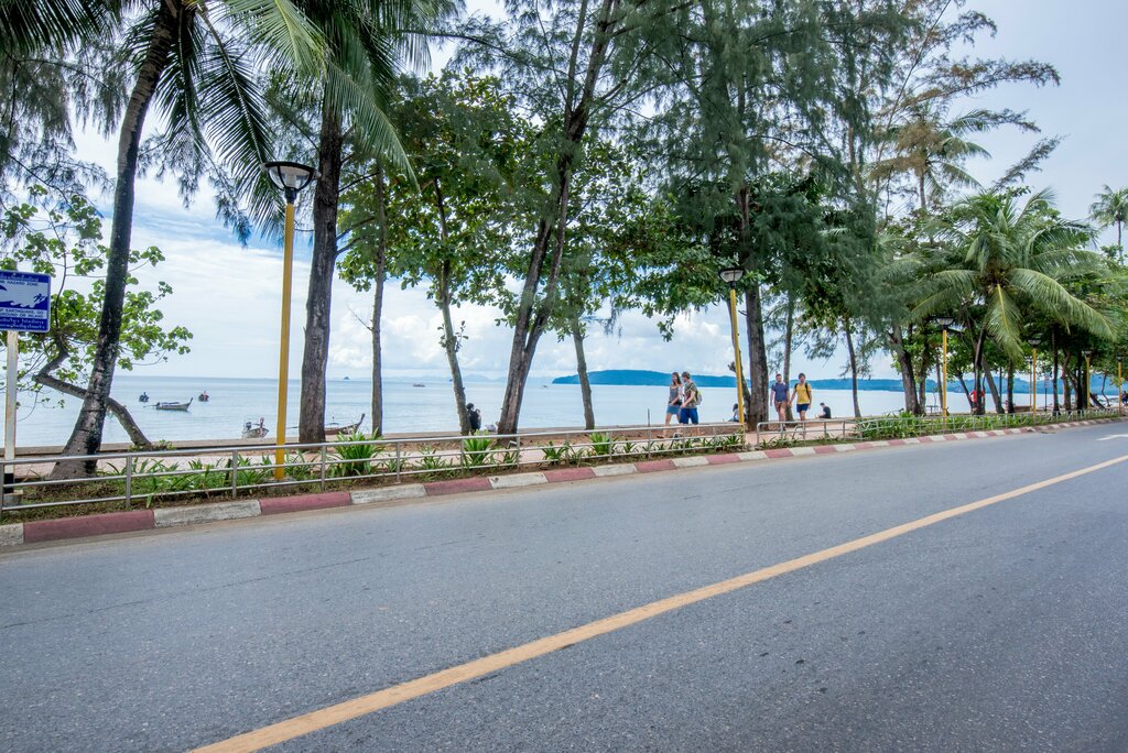Sugar Marina Hotel CLIFFHANGER Aonang