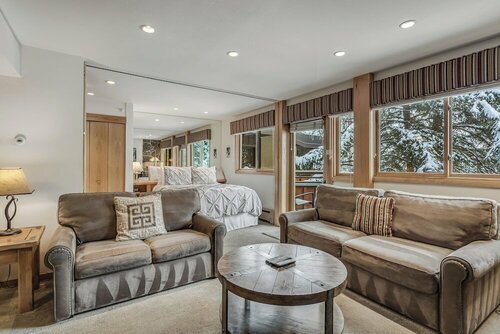 Laurelwood, A Destination Residence, Забронировать Отель Сноумасс-Виллидж Горнолыжный курорт Аспен-Сноумас, рядом с Scooper