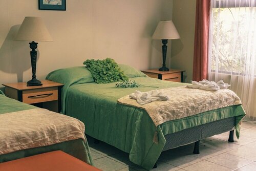 Hotel Jardines de Monteverde, Забронировать Отель Монтеверде Пунтаренас