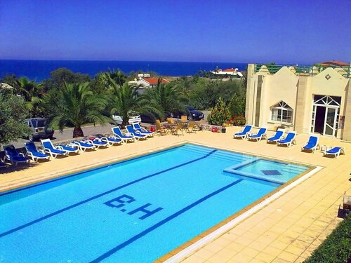 Bare Hill Holiday Village, Забронировать Отель Алсанджак Северный Кипр