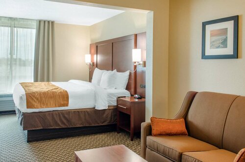 Comfort Inn & Suites Biloxi-D'Iberville, Забронировать Отель Билокси Миссисипи - побережье