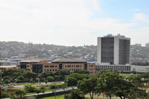 ONOMO Hotel Durban, Забронировать Отель Дурбан Квазулу-Наталь, рядом с Durban Railway Station