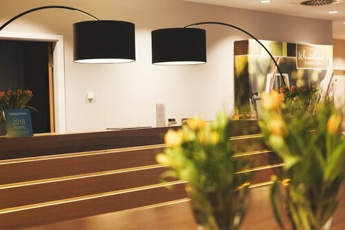 Weinhotel Kaisergarten, Забронировать Отель Альцай 