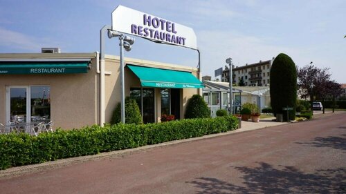 Charme Hotel en Beaujolais, Book Hotel Hoteller i Rhône-Alps med parkering, Parkering