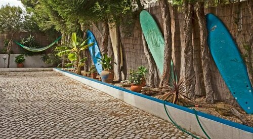 Ericeira Chill Hill 1, Забронировать Отель Эрисейра Эстремадура, рядом с Городской рынок Эрисейры