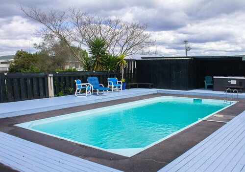 Palm Motel Waihi, Забронировать Мотель Отели Вайхи-Бич с бассейном, Бассейн