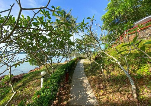 Koh Mak Buri Hut Natural Resort, Забронировать Курортный отель Ко Мак Мак
