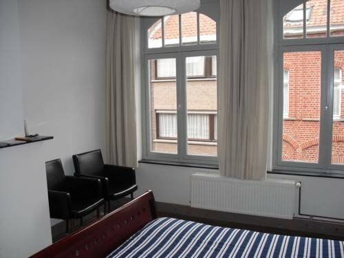 Guesthouse Oude Houtmarkt, Забронировать Отель Ипр Westhoek