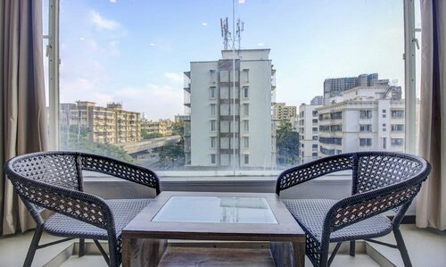 Treebo Trend Aura, Забронировать Отель Отели Mumbai Region с парковкой, Парковка