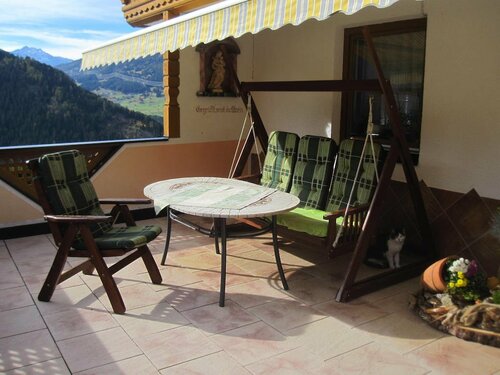 Ferienwohnung Lederle Maria-Luise, Book Hotel Hotels in Jerzens with Parking, Parking
