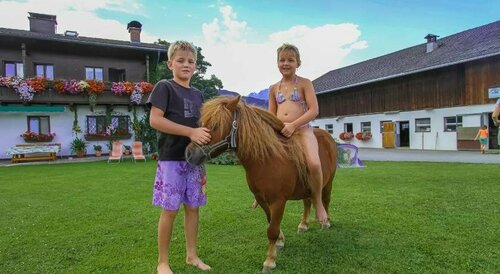 Baby- und Kinderbauernhof Oberhasling, Reserva ahora Apartamento Hoteles en Salzburgo con aparcamiento, Aparcamiento