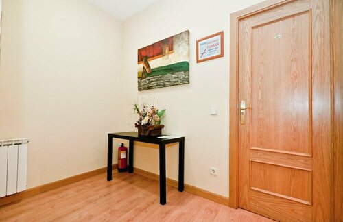 Hostal Las Cortes, Забронировать Отель Мадрид Провинция Мадрид, рядом с Фонтан Нептуна