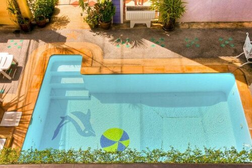 Absolute Guesthouse Phuket, Забронировать Отель Отели Пхукета с бассейном, Бассейн