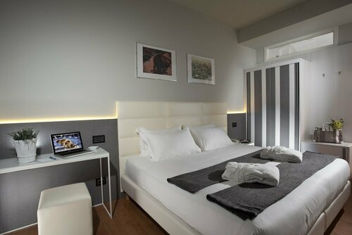 Hotel Ascot & Spa, Забронировать Курортный отель Отели Мирамаре с питанием, Пансион