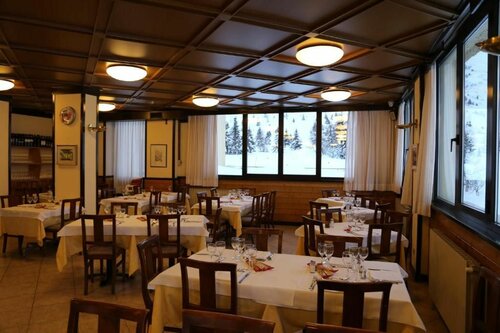 Hotel Dolomiti, Забронировать Отель Понте-ди-Леньо Адамелло