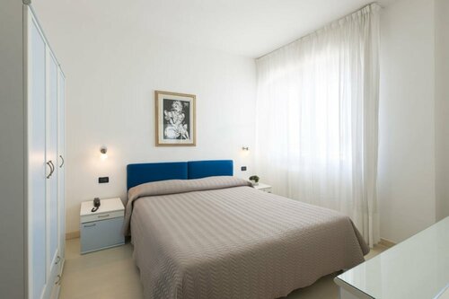 Grand Hotel Adriatico, Varaa Hotelli Hotellit Montesilvano uima-altaalla, Uima-allas