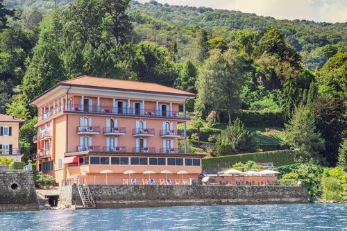 Hotel Romagna, Забронировать Отель Лавено Provincia di Varese