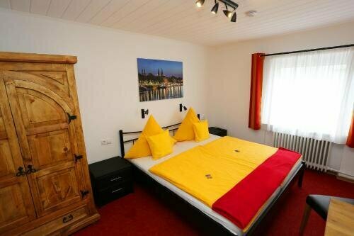 Hotel Jan van Werth, Забронировать Отель Mitte Кобленц, рядом с Музей Людвига в Кобленце
