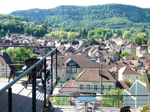 La Colline aux Yeux Doubs, Book Bed and Breakfast Baume-les-Dames Doubs