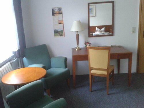 Hotel Kulturhaus Felgeleben, Book Hotel Hoteller i Garz med parkering, Parkering