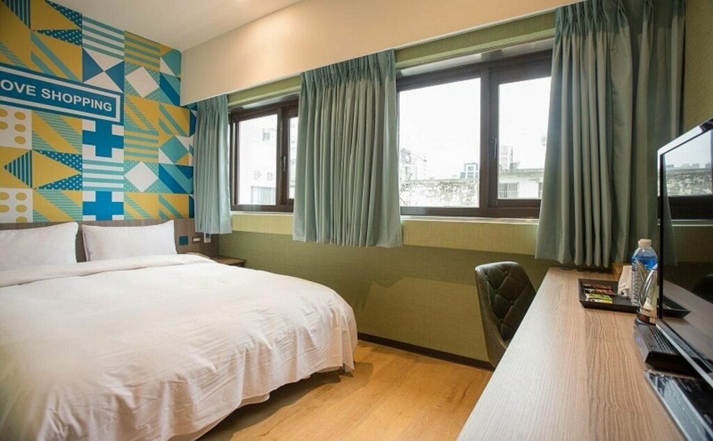Rainbow Hotel