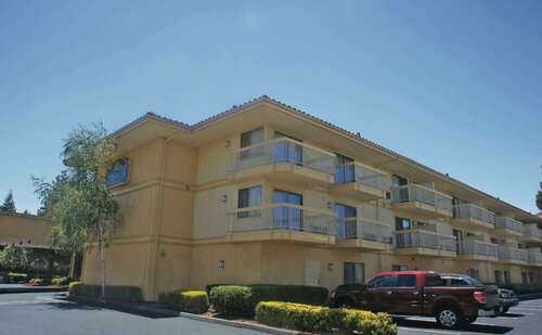 La Quinta by Wyndham Oakland - Hayward, Забронировать Отель Хейуорд Область залива Сан-Франциско
