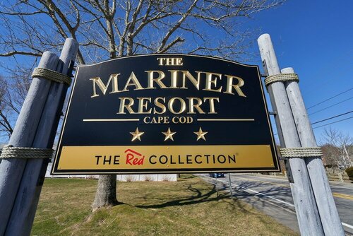 The Mariner Resort Cape Cod by The Red Collection, Забронировать Курортный отель Ярмут Полуостров Кейп-Код