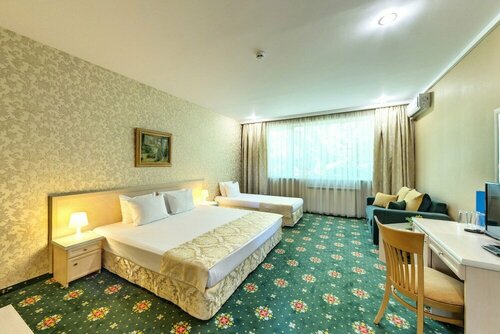 Montesito, Prenota Hotel Sofia 