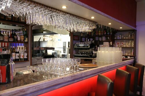 Hotel Saint Germain, Varaa Hotelli Pezenas Hérault