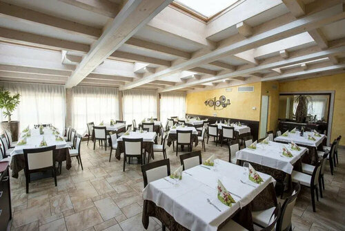 Hotel Ristorante Alla Nave, Забронировать Отель Лавис Валле-дель-Адидже