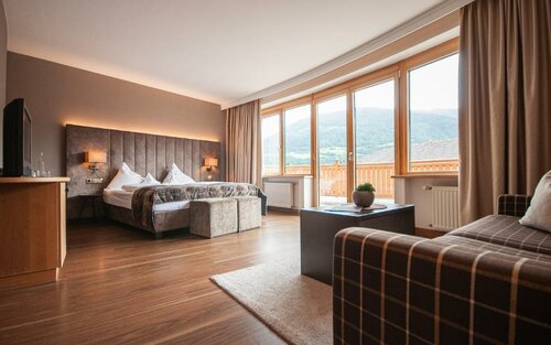Klein Fein Hotel Anderlahn, Забронировать Отель Отели Парчинес с завтраком, Завтраки