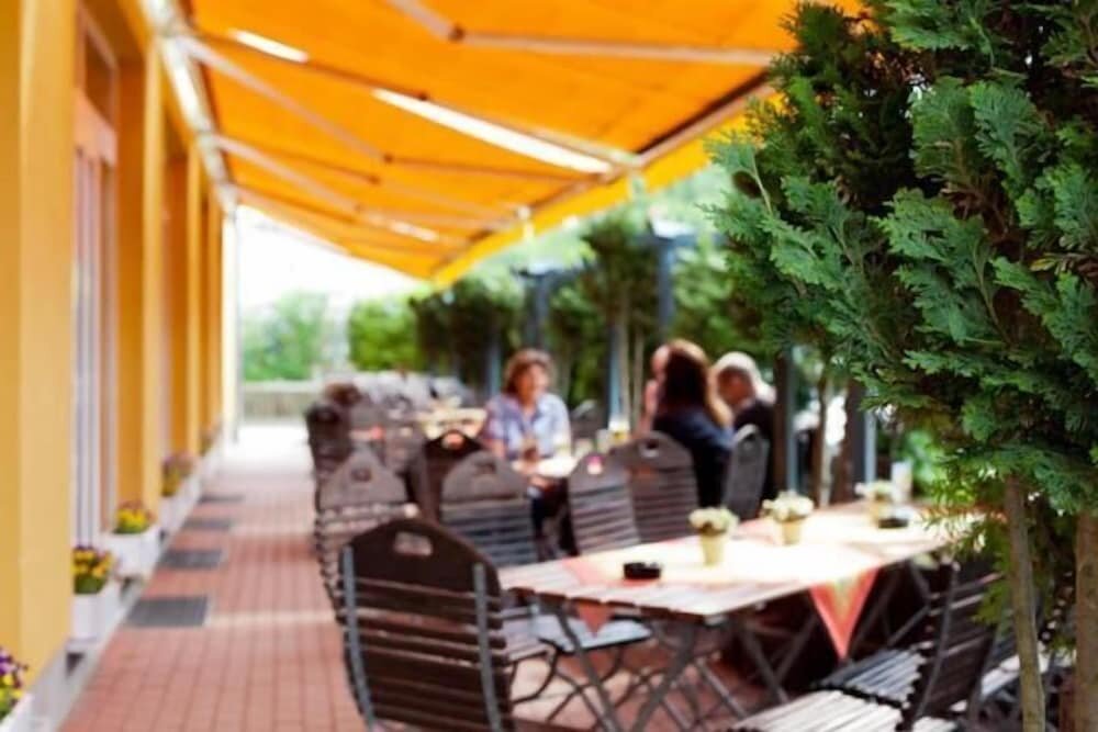 Sporthotel Swiderski Kg