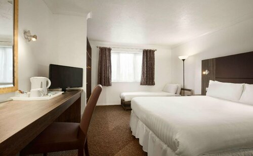 Garden Court Sandy, Đặt Khách sạn Sandy Bedfordshire
