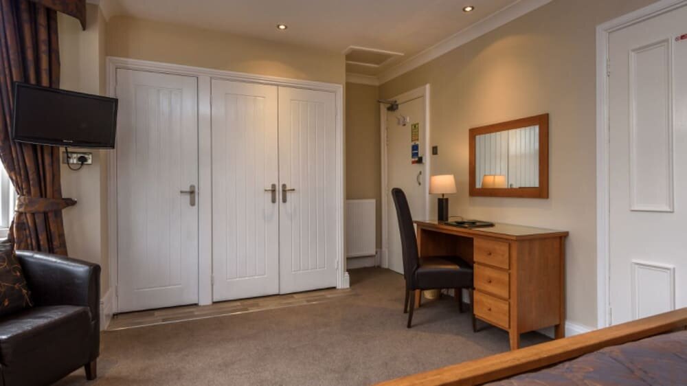 Lennox Lea Hotel