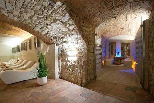 Palazzo Leopoldo Dimora Storica & Spa, Забронировать Курортный отель Радда-ин-Кьянти Кьянти