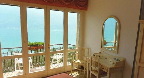 Hotel Villa Margherita, Забронировать Отель Лимоне-суль-Гарда озеро Гарда