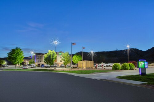 Holiday Inn Express Richfield, an IHG Hotel, Réserver Hôtel Hôtels à Richfield avec parking, Parking