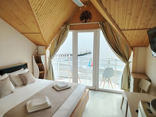 Prokhlada Hotel, Prenota Hotel Hotel a Crimea con parcheggio, Parcheggio