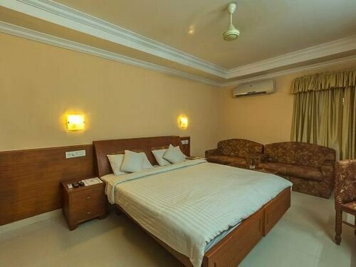 Itsy Hotels Ammu Regency, Забронировать Отель Триссур штат Керала, рядом с Библейская башня