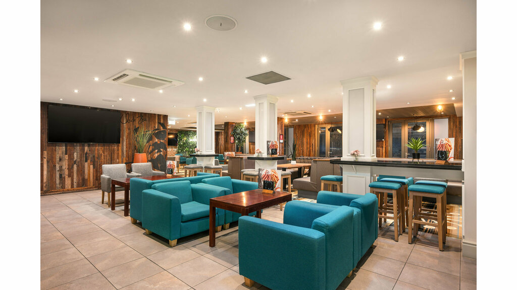 Holiday Inn