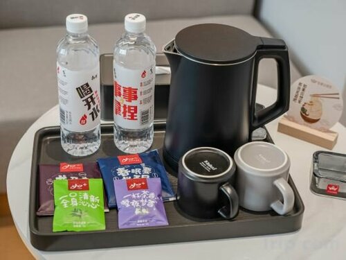 Home Inn & Suites AI Fei Hotel (Dalian North Railway Station Branch), Rezervovat Hotel Dalian Dalian Area