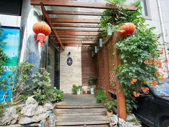 Shanghai Junlong Hotel