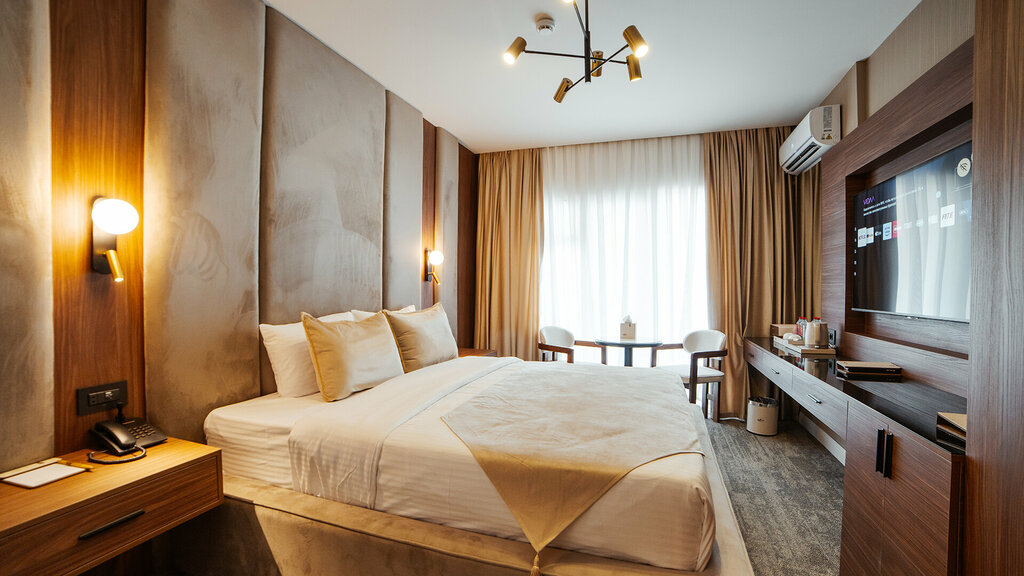 White Breeze Hotel