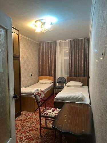Osh Guesthouse, Varaa Hotelli Osh Osh region