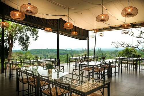 Rabbiz Hill Resort, Забронировать Курортный отель Отели Chanthaburi Province с завтраком, Завтраки