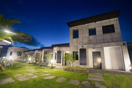 Jeju Chrismas Resort, Забронировать Курортный отель Курортные отели Gujwa, Курортный отель